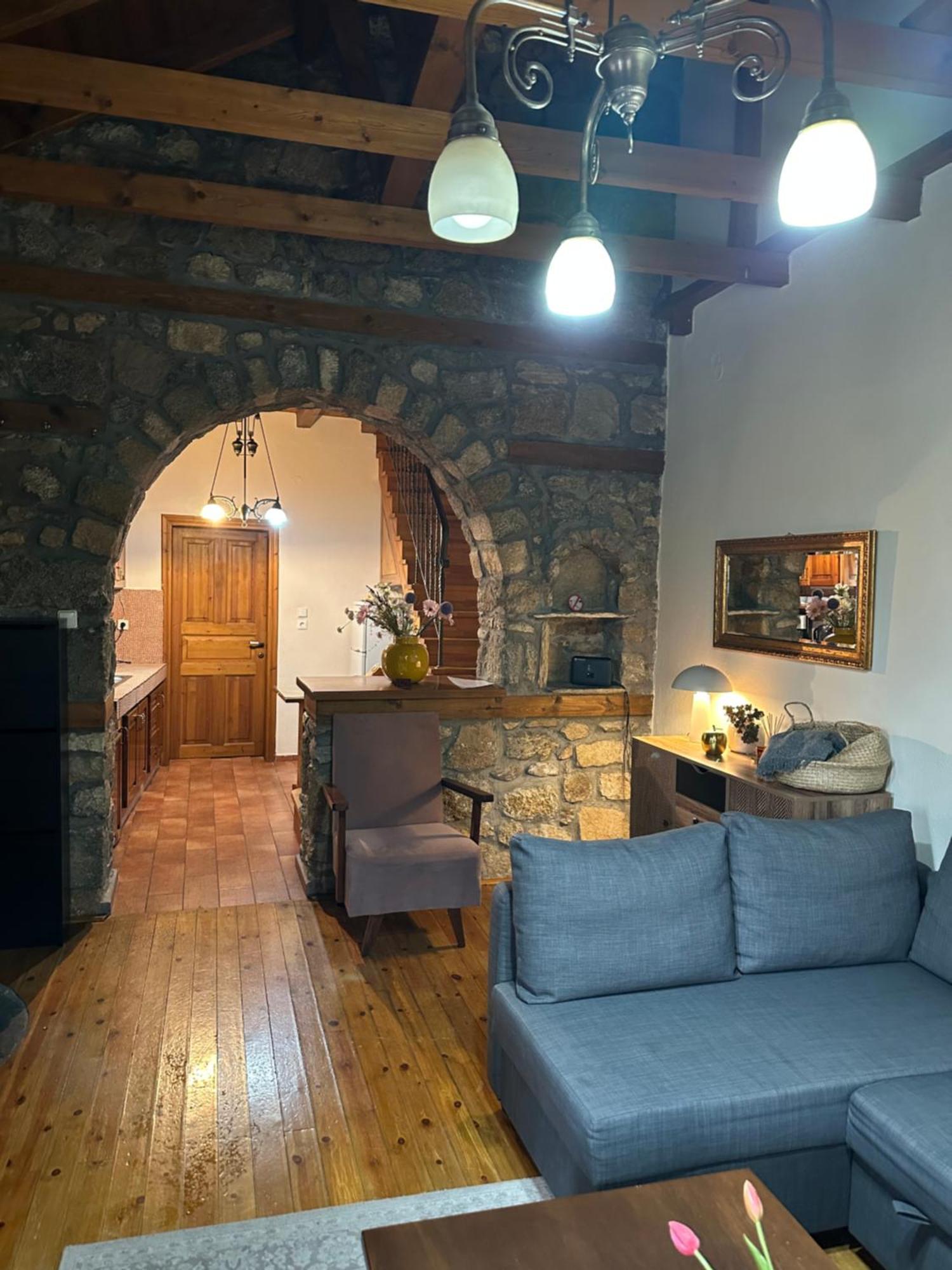 Urban River House * Florina